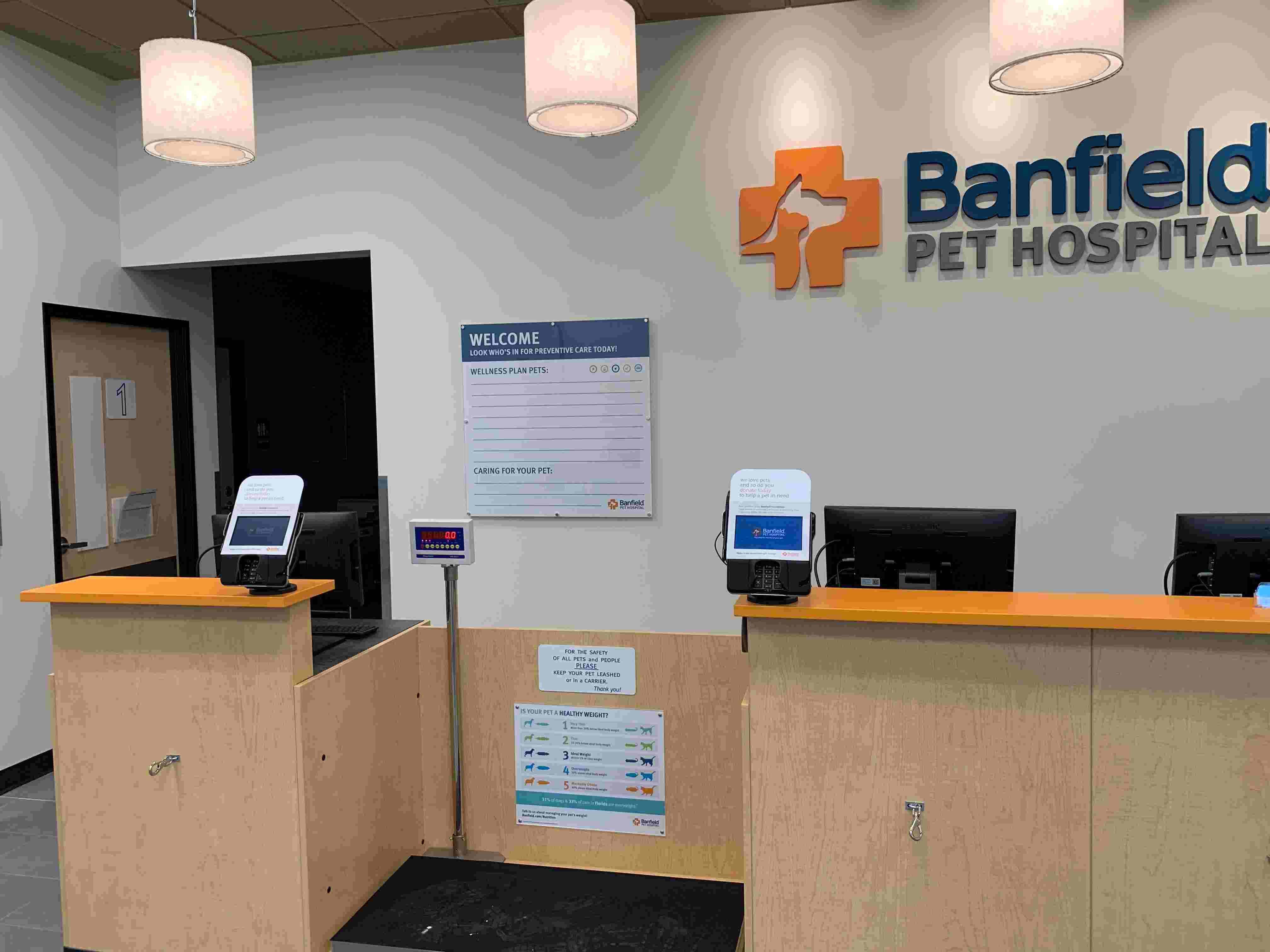 The Banfield Brandon Bloomingdale front desk