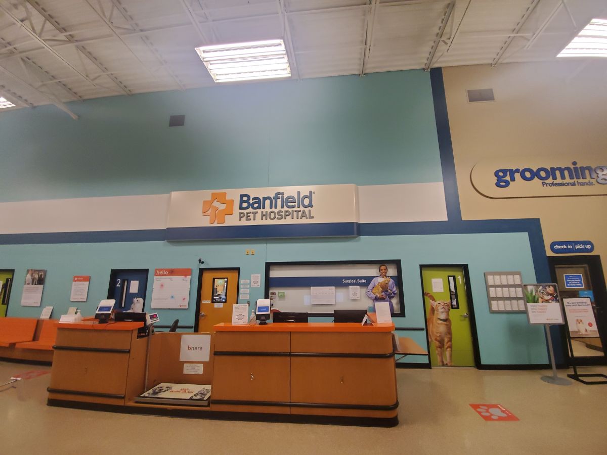 Inside the Papillion Banfield hospital and PetSmart