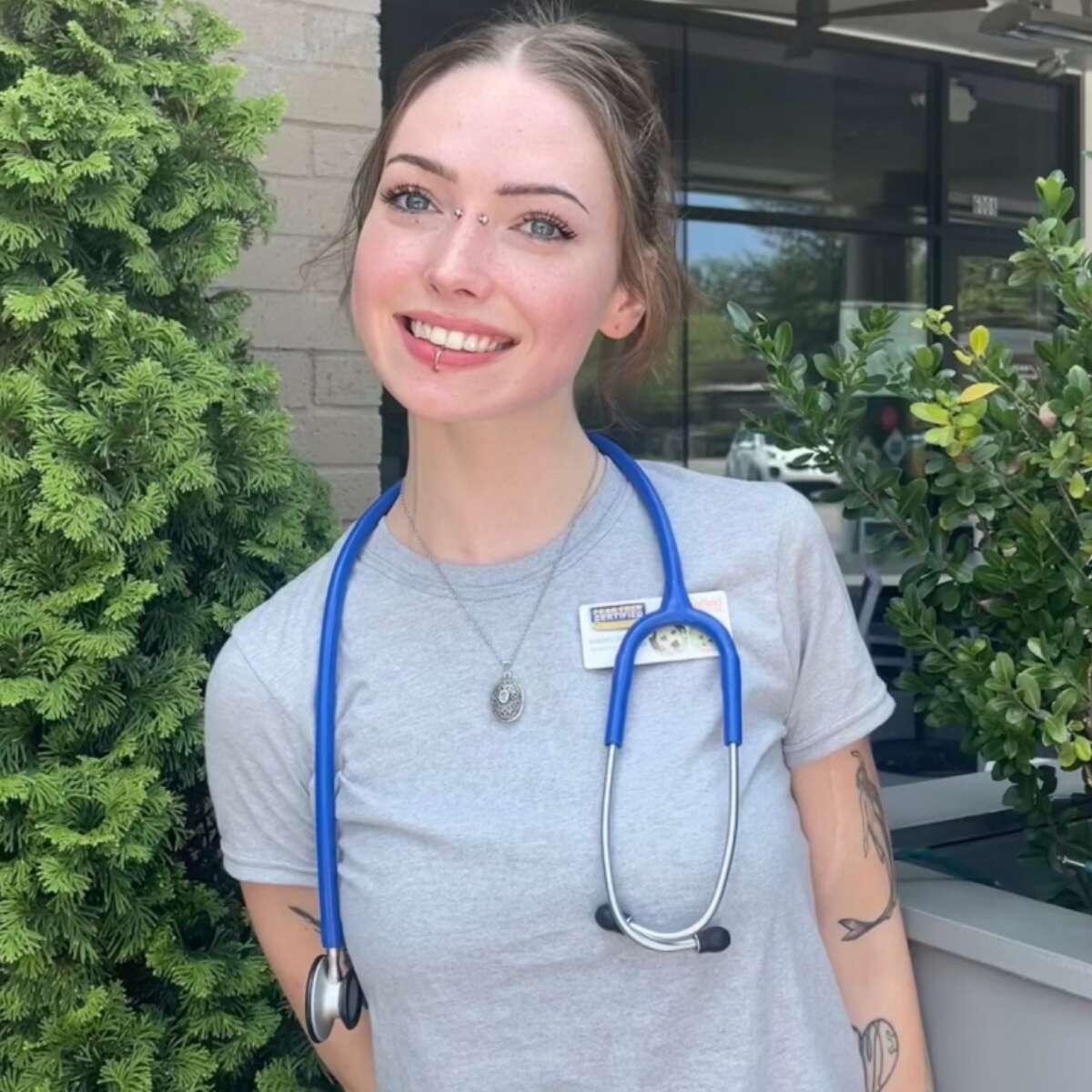 Profile picture of Madeline Munhall, Veterinary Assistant