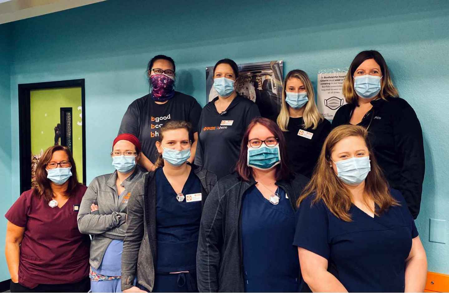 A group of Banfield Associates at the Banfield Pet Hospital