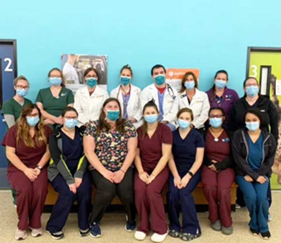 A group of Banfield Associates at the Banfield Pet Hospital