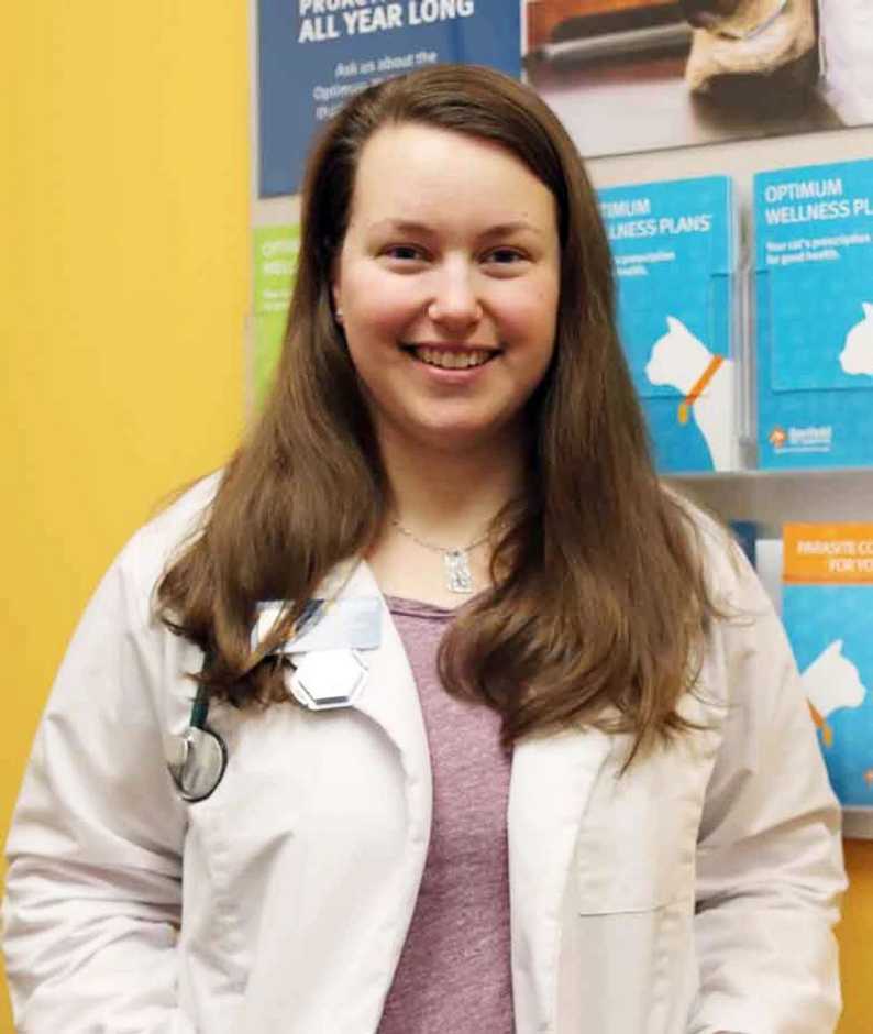 A female veterinarian at the Banfield Pet Hospital, Alcoa, TN