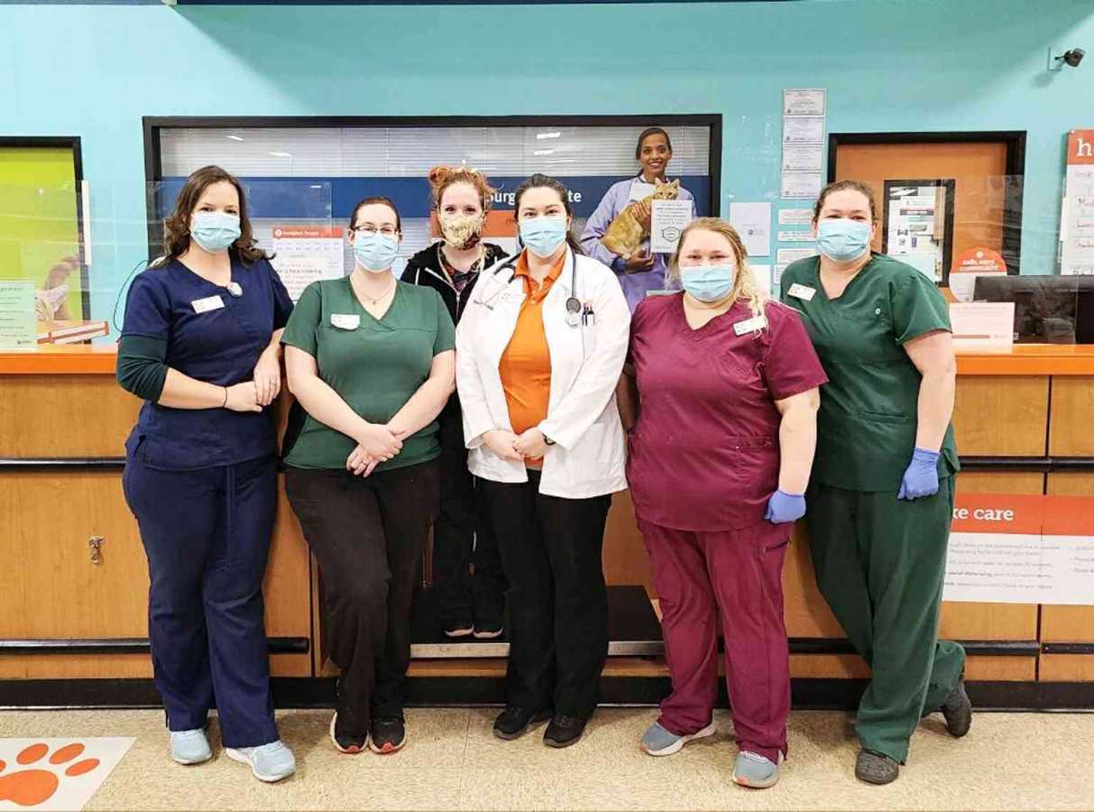 A group of Banfield Associates at the Banfield Pet Hospital, Alcoa, TN